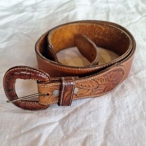 Vintage Banana Republic Hand-Tooled Brown Leather Belt with Floral Detail
